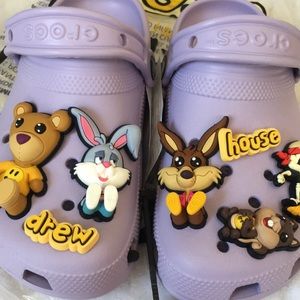 Bieber drew house crocs new